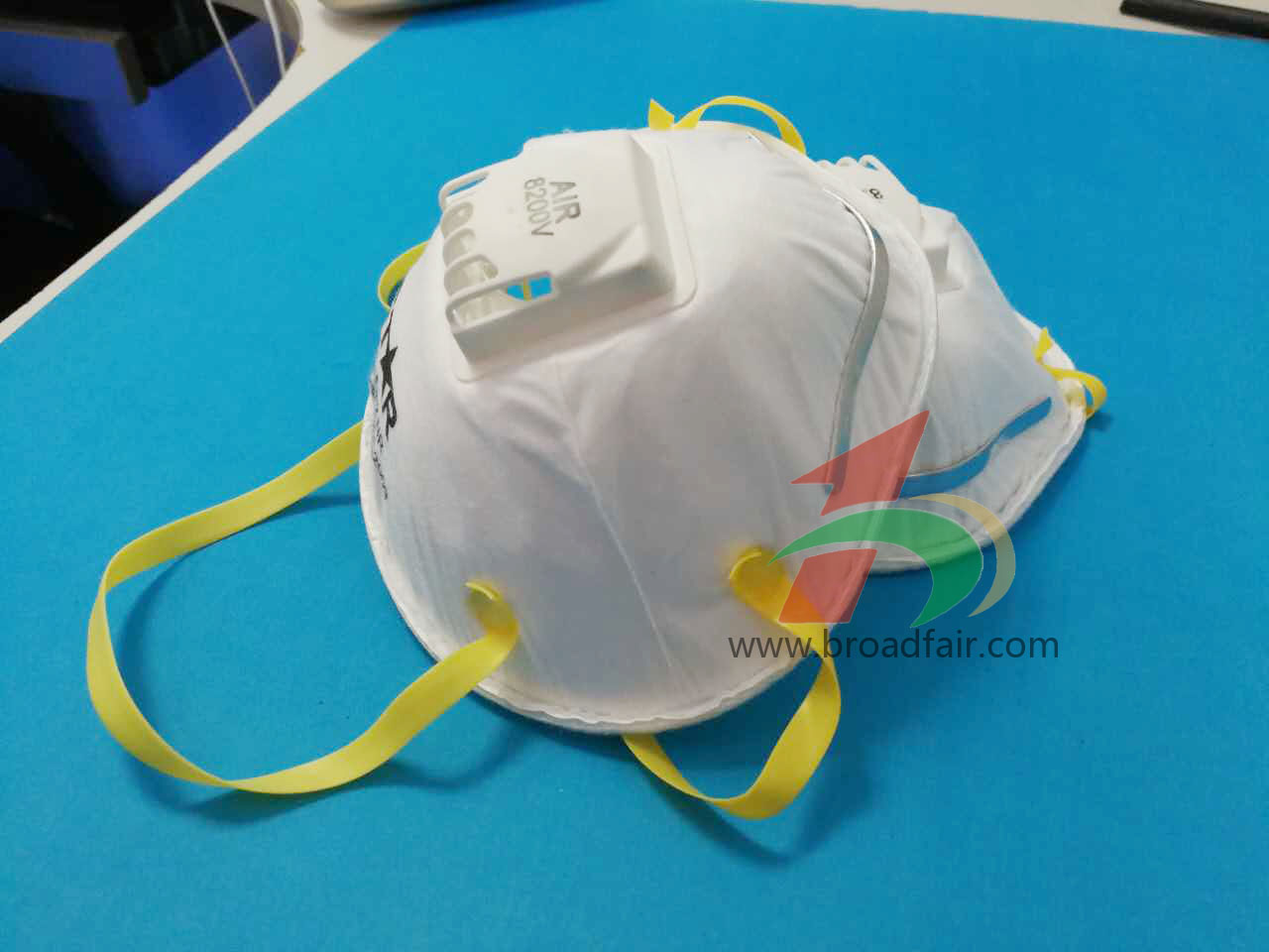 折疊口罩機生產(chǎn)廠家